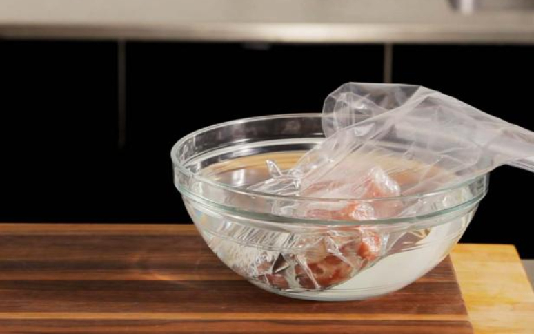 5-bad-cooking-habits-that-are-ruining-your-foods-5.jpg