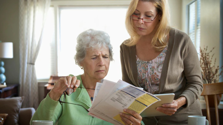 8-early-warning-signs-of-dementia-4.jpg